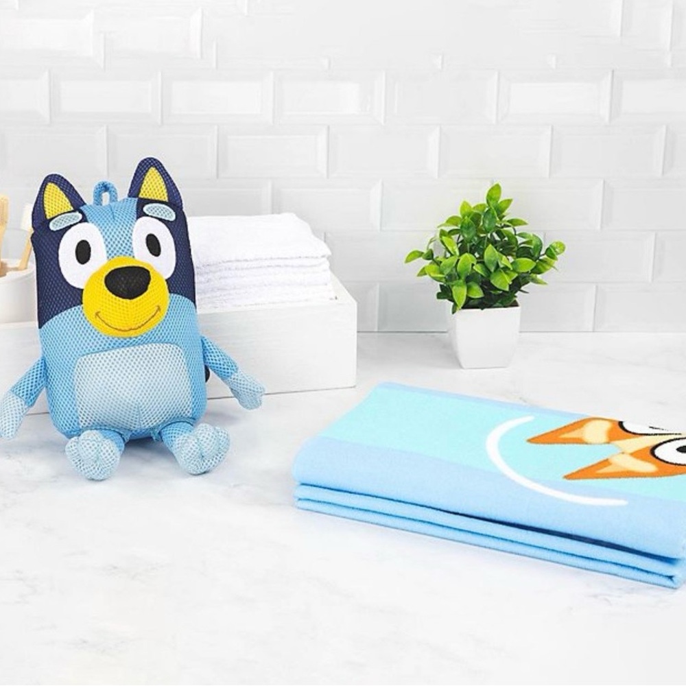 Bluey Bath Towel & Mesh Sponge Plush Set 🐶🛁 NWT Kids